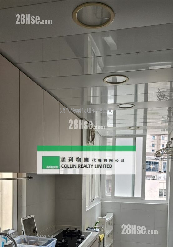 Springfield Court Sell 3 Bedrooms , 2 Bathrooms 647 ft²