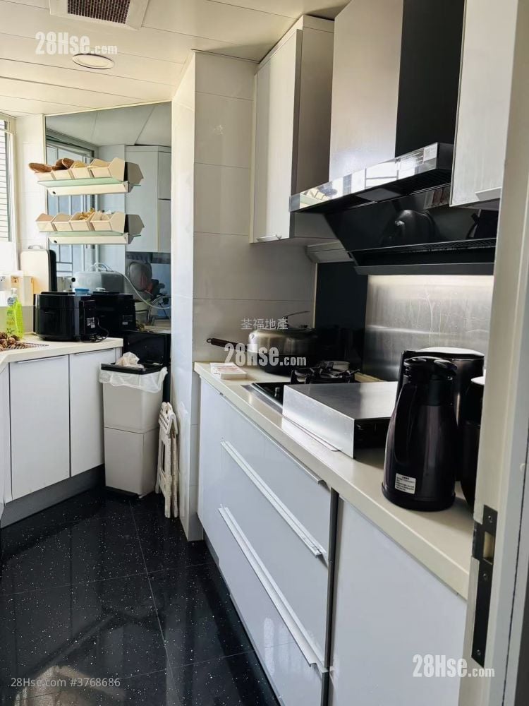 名城 售盘 3 房 , 3 浴室 843 平方尺