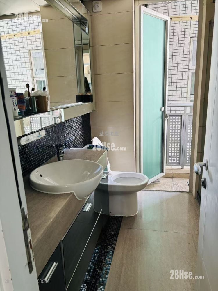 名城 售盘 3 房 , 3 浴室 843 平方尺