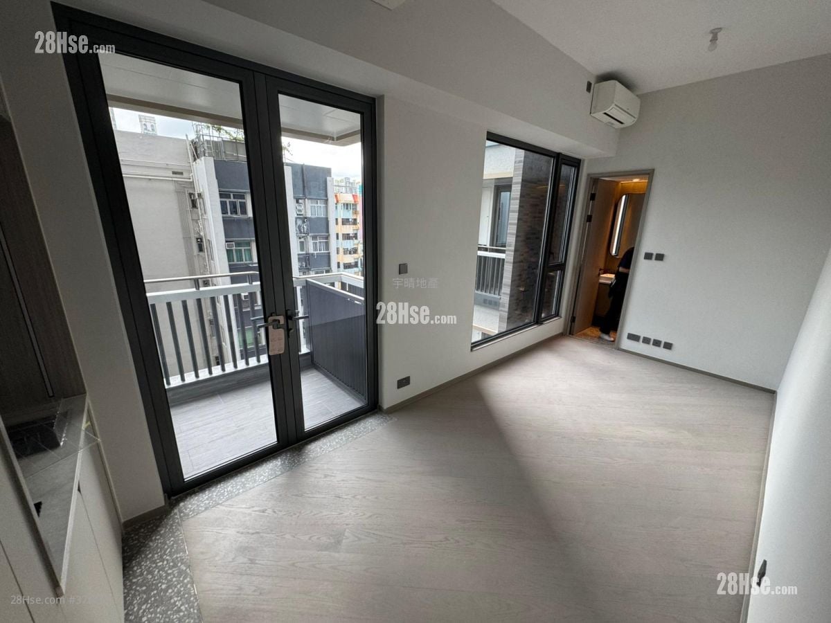 Bondlane Sell Studio , 1 Bathroom 259 ft²
