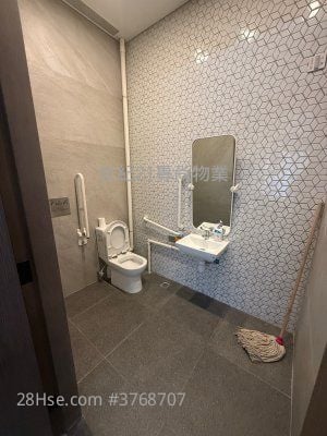 英皇道383-385号 租盘 3 厕所