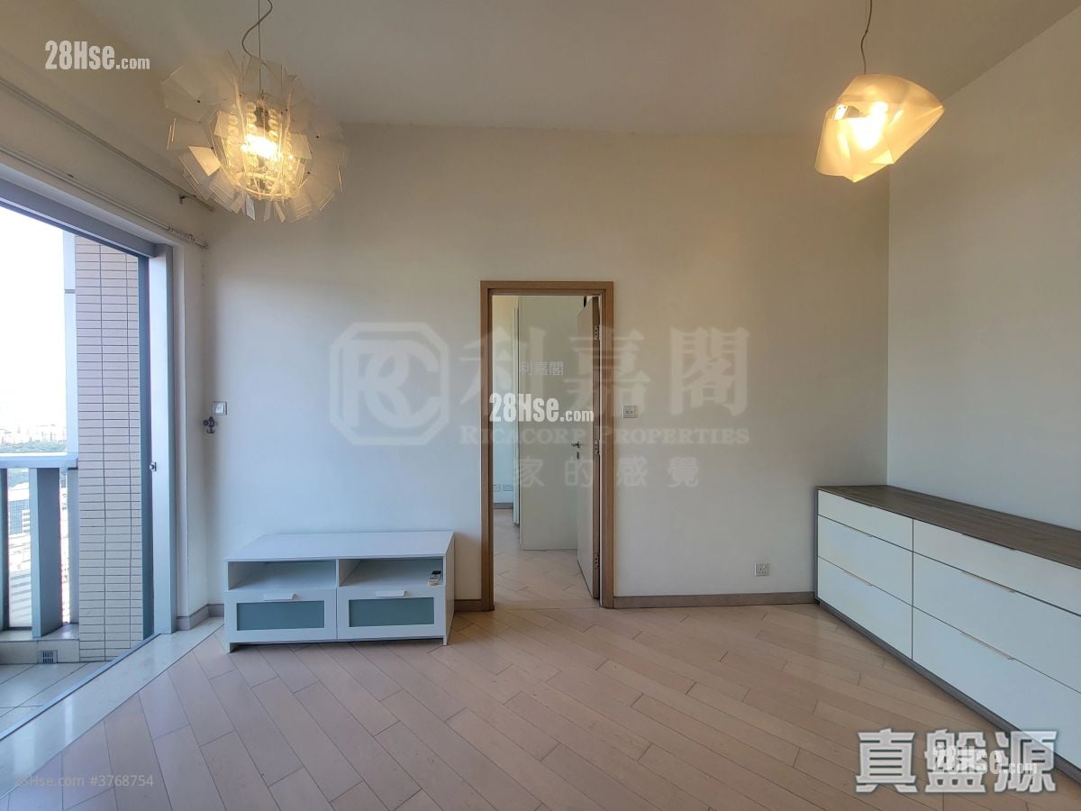 Lime Stardom Sell 1 Bedroom , 1 Bathroom 386 ft²