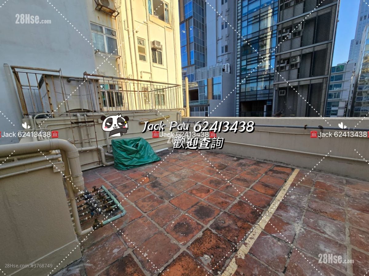 Hang Wan Building Sell 2 Bedrooms , 1 Bathroom 363 ft²