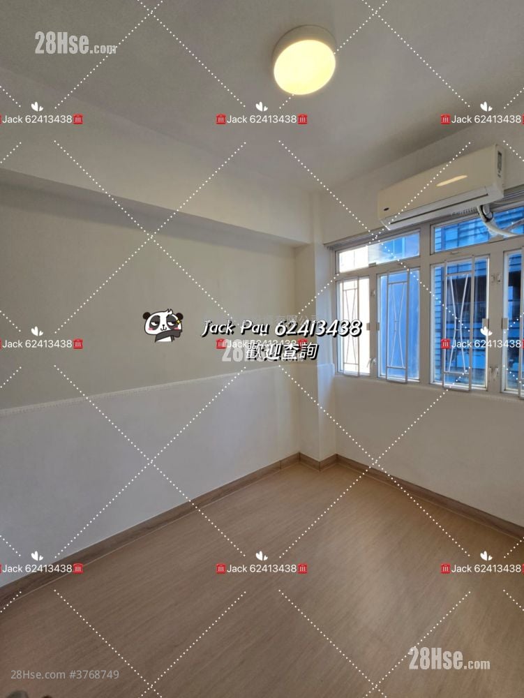 Hang Wan Building Sell 2 Bedrooms , 1 Bathroom 363 ft²