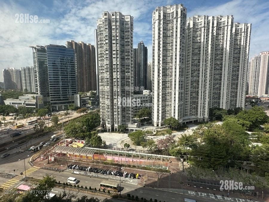 Kingswood Villas Sell 3 Bedrooms 635 ft²