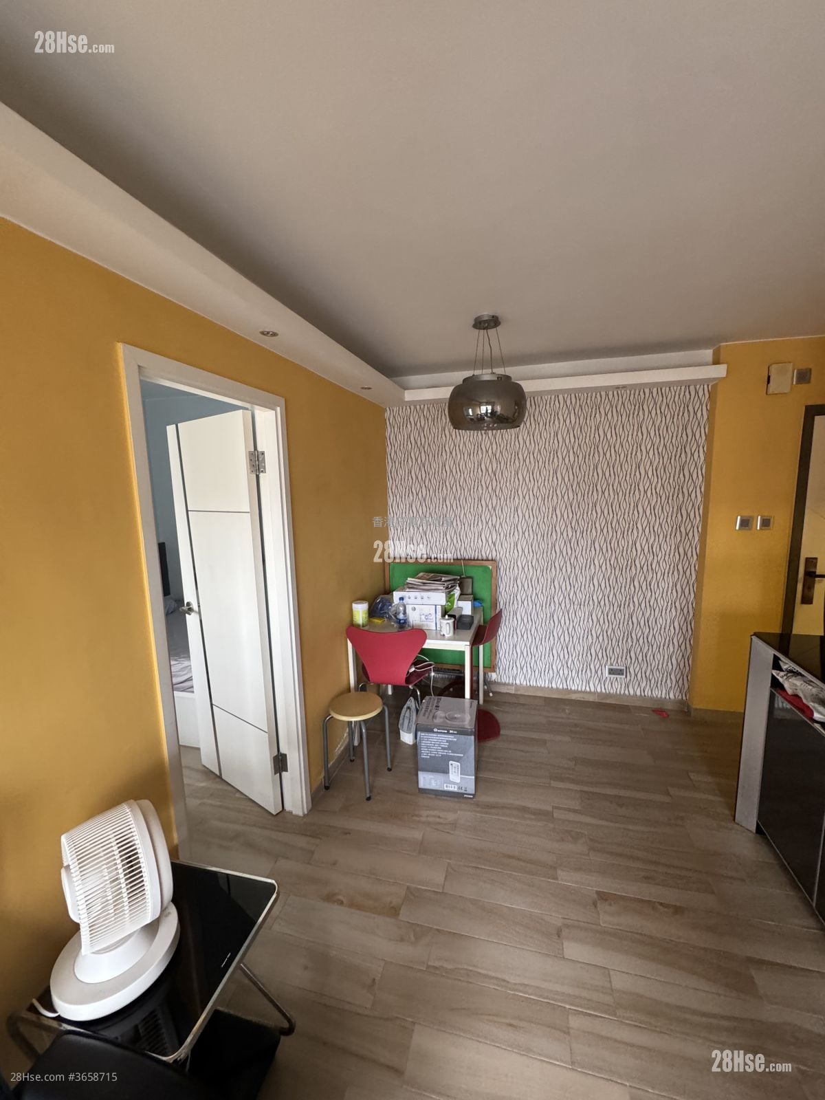 鸿福苑 售盘 2 房 407 平方尺