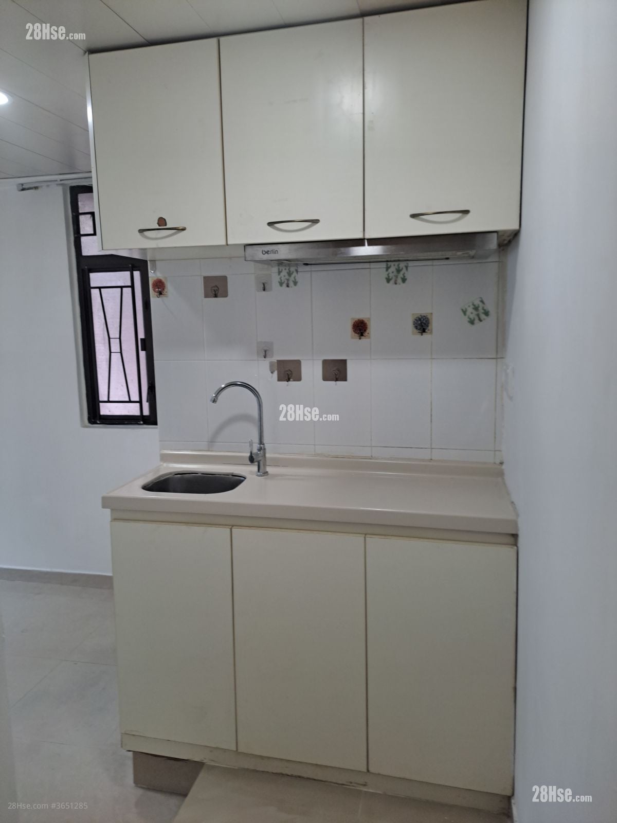 Cambridge Building Rental Studio , 1 Bathroom 150 ft²