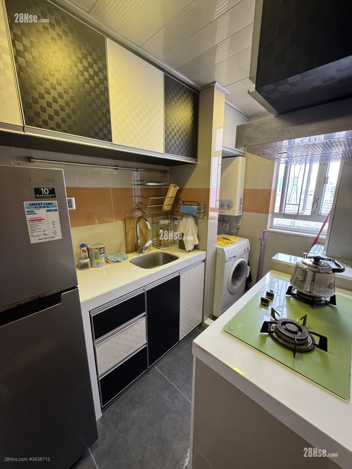 鸿福苑 售盘 2 房 407 平方尺