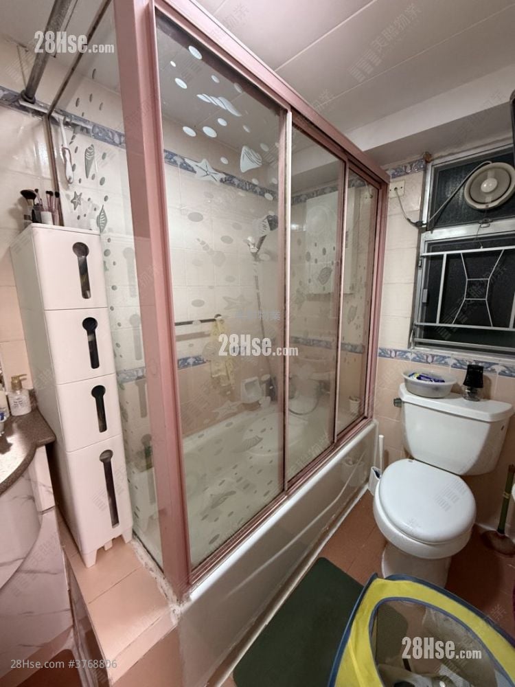 The Pinnacle Sell 3 Bedrooms 614 ft²