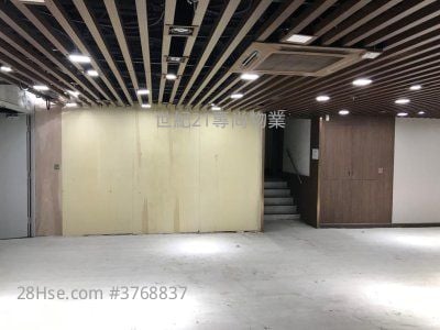 飞达工商业中心 租盘 4 房 , 2 厕所