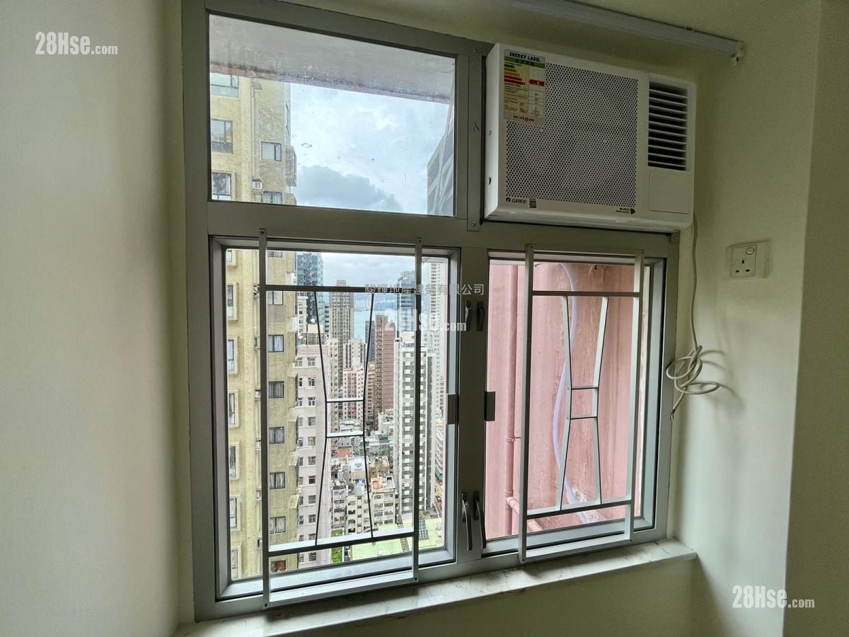 Fook Moon Building Sell 2 Bedrooms , 1 Bathroom 375 ft²