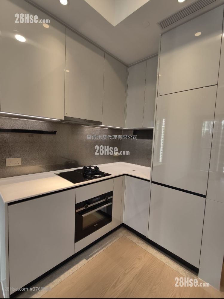 Park Seasons Rental 2 Bedrooms , 1 Bathroom 436 ft²