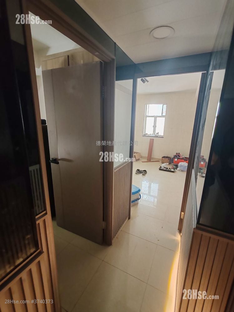 华丽大厦 租盘 开放式间隔 , 1 浴室 200 平方尺