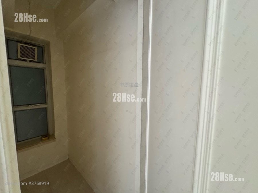 致蓝天 售盘 3 房 819 平方尺