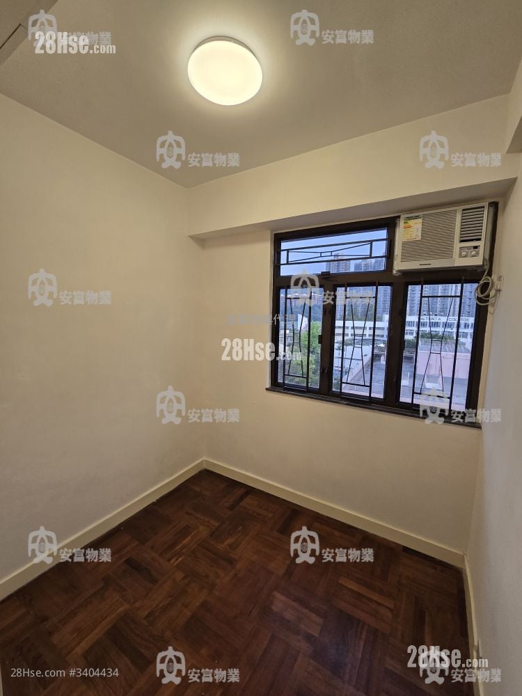 Fook On Building Rental 3 Bedrooms , 1 Bathroom 468 ft²