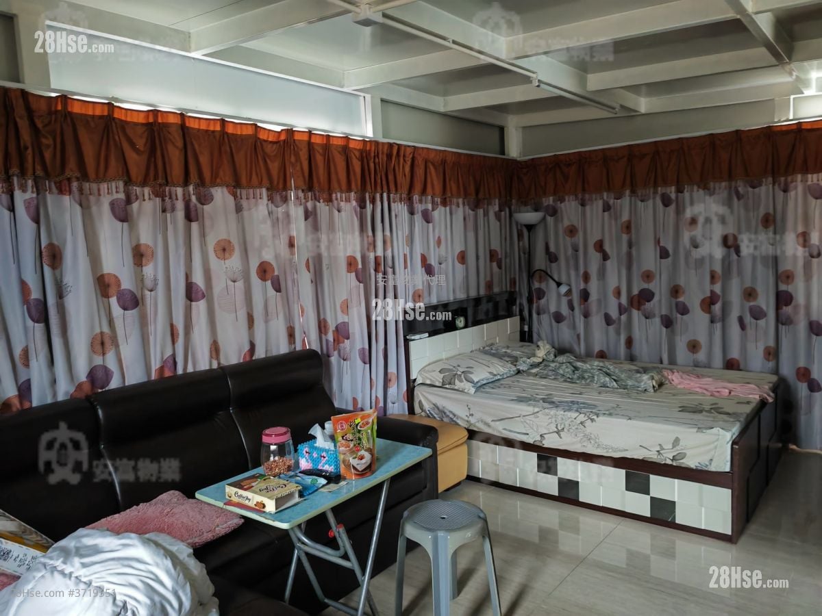 Yuen Leng Village Sell 3 Bedrooms , 1 Bathroom