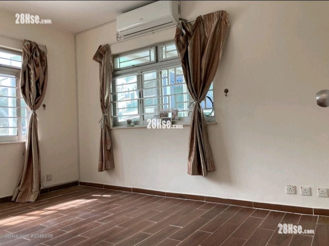 村屋 租盘 2 房 , 2 浴室 680 平方尺