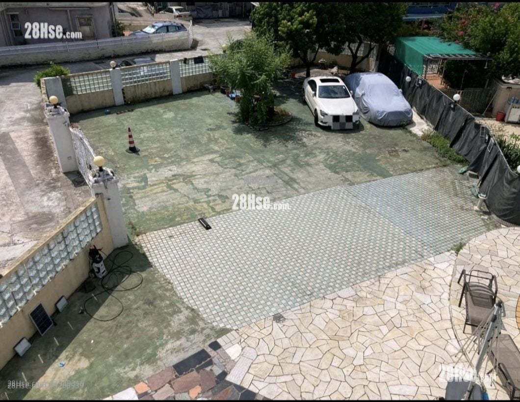 村屋 租盘 2 房 , 2 浴室 680 平方尺