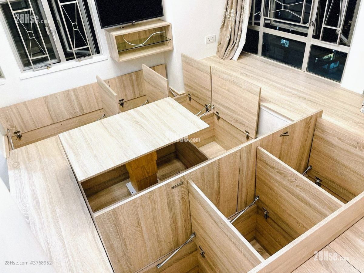 Greenwood Garden Rental Studio , 1 Bathroom 215 ft²