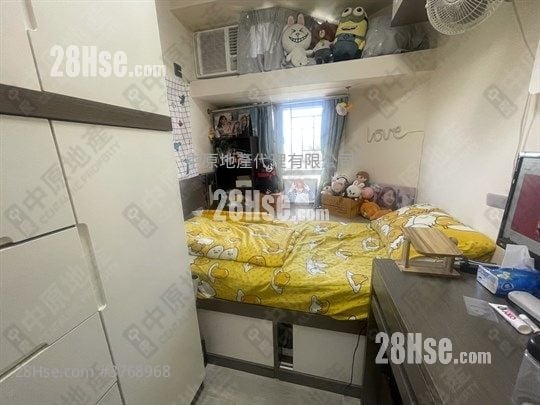 Kingswood Villas Sell 2 Bedrooms , 1 Bathroom 442 ft²