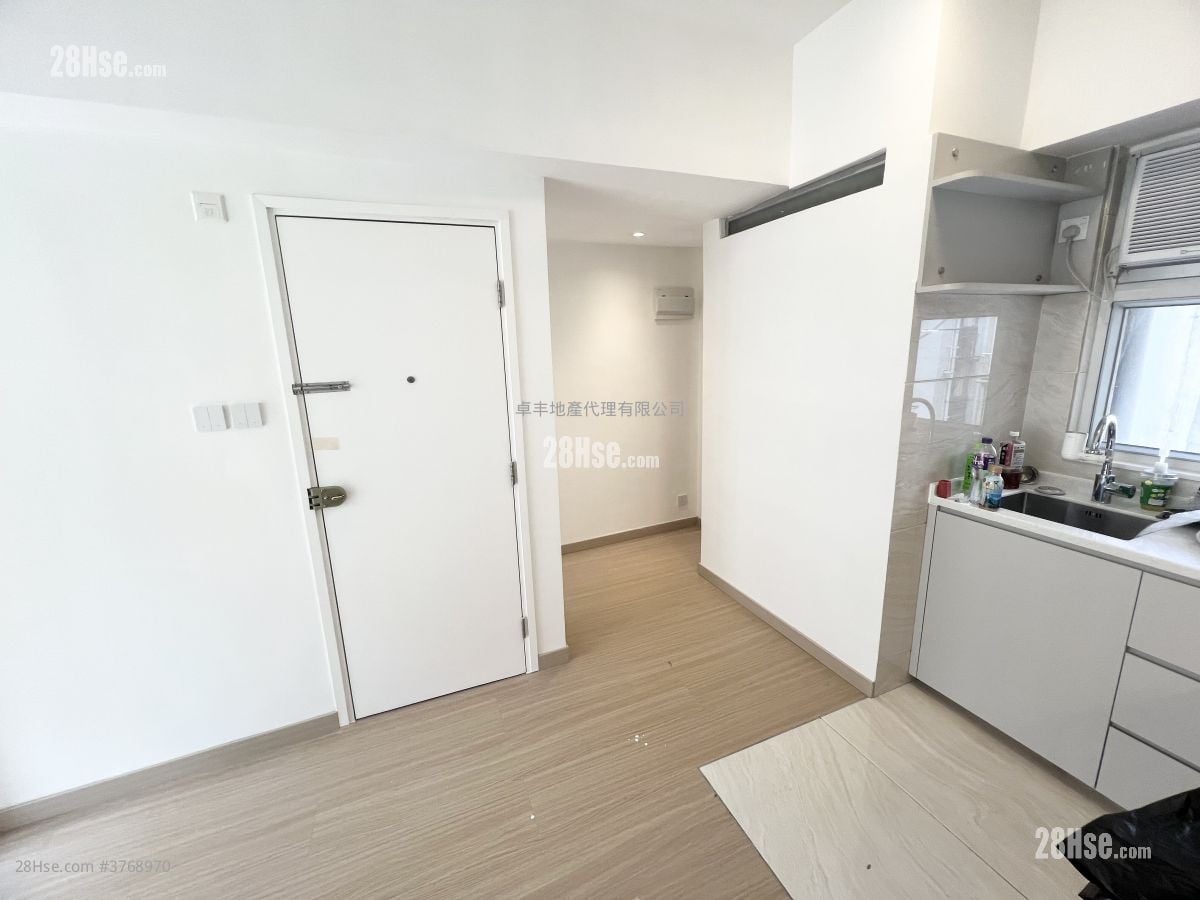 75 First Street Rental 2 Bedrooms , 1 Bathroom 312 ft²