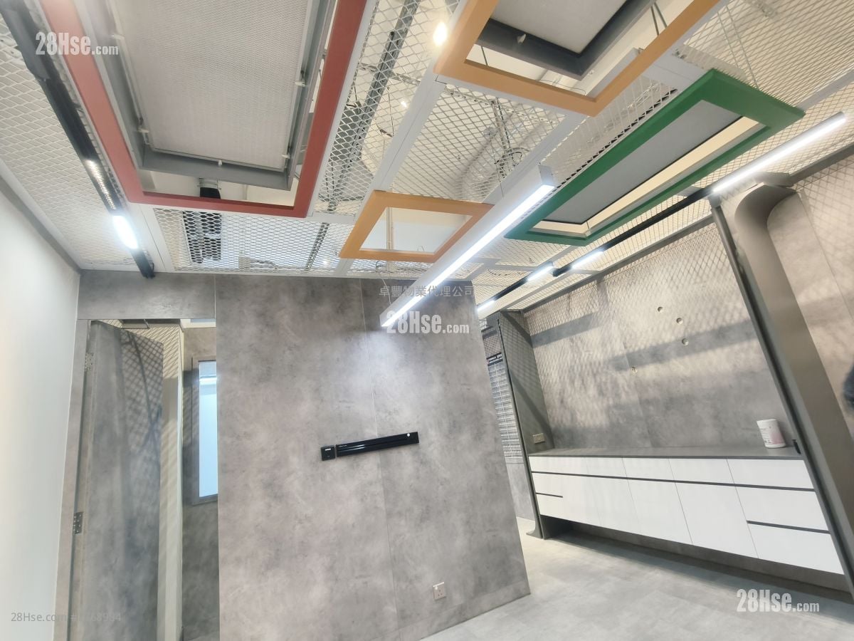 W668 Rental 3 Bedrooms , 1 Toilet 508 ft²