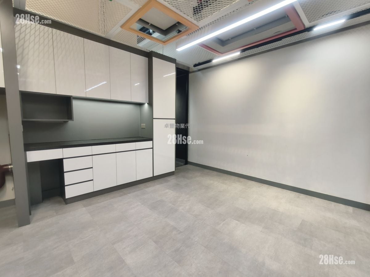 W668 Rental 3 Bedrooms , 1 Toilet 508 ft²