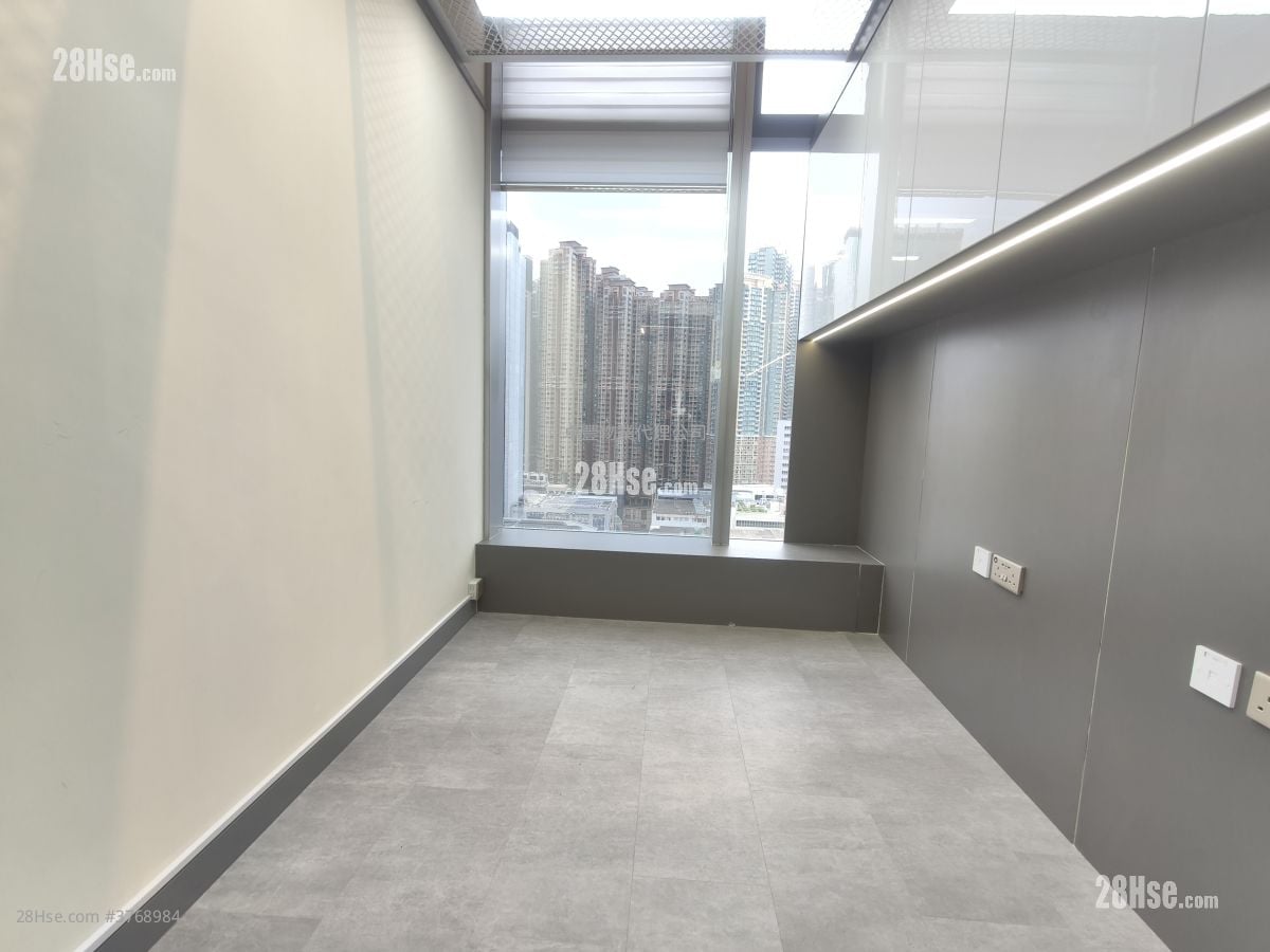 W668 Rental 3 Bedrooms , 1 Toilet 508 ft²