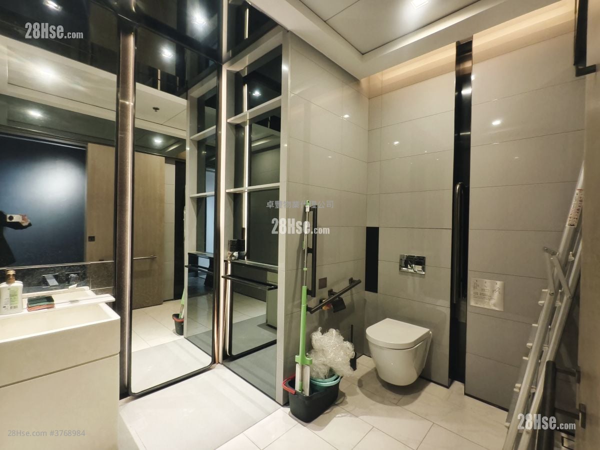 W668 Rental 3 Bedrooms , 1 Toilet 508 ft²