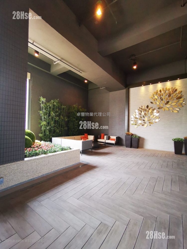 W668 Rental 3 Bedrooms , 1 Toilet 508 ft²