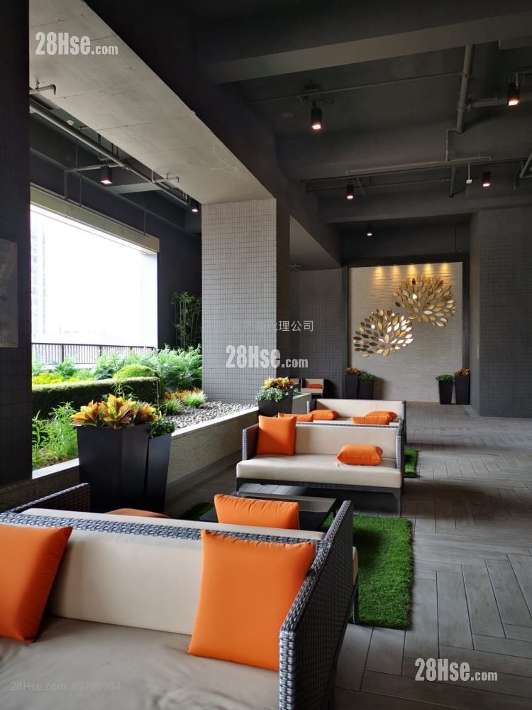 W668 Rental 3 Bedrooms , 1 Toilet 508 ft²