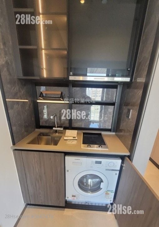 Cullinan Sky Sell Studio , 1 Bathroom 236 ft²