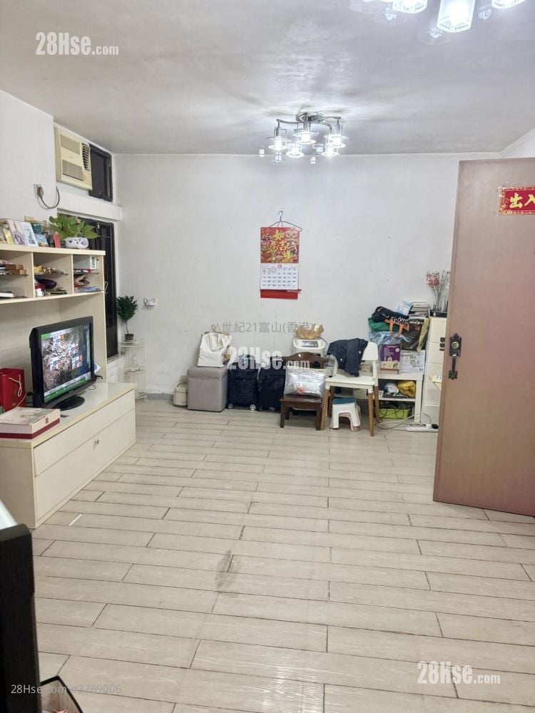 凤德邨 售盘 2 房 , 1 浴室 445 平方尺