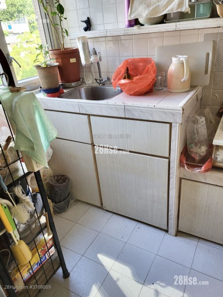 凤德邨 售盘 2 房 , 1 浴室 407 平方尺