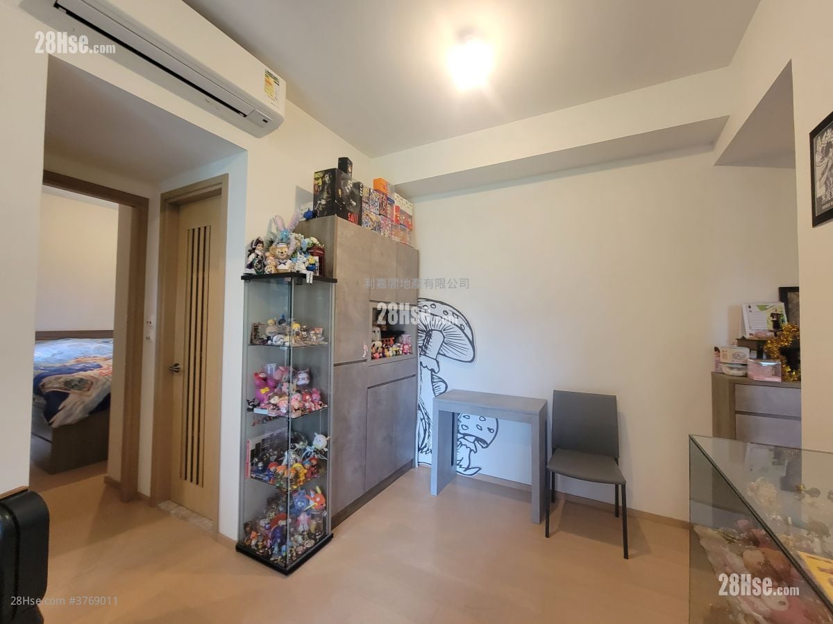 LP6 售盘 2 房 , 1 浴室 526 平方尺