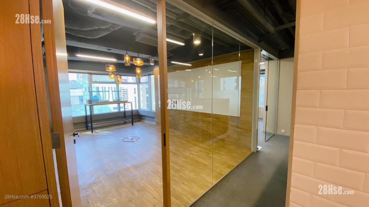 Universal Trade Centre Rental 2 Bedrooms