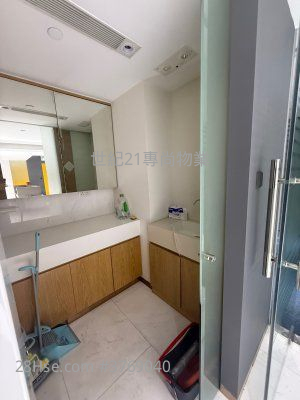 Universal Trade Centre Rental 5+ Bedrooms