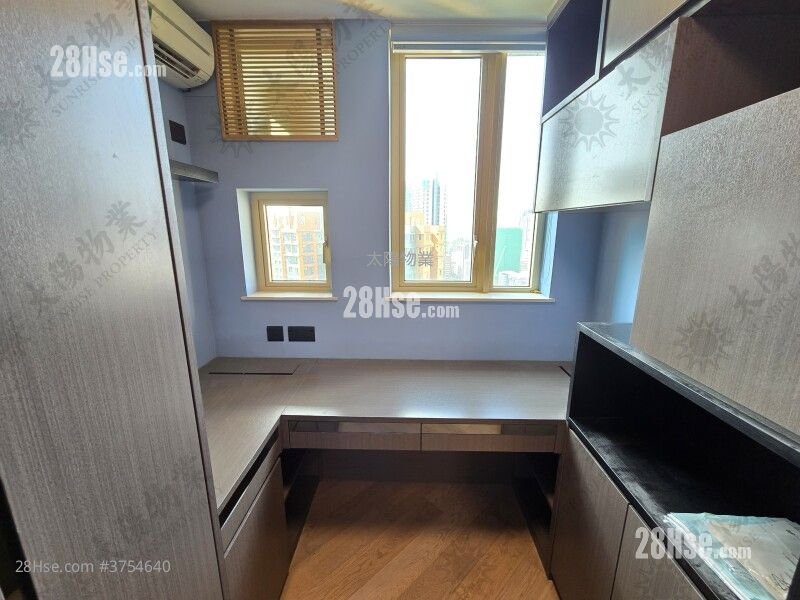 Harbour Place Sell 2 Bedrooms 432 ft²