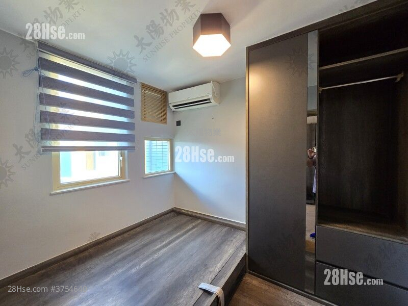 Harbour Place Sell 2 Bedrooms 432 ft²