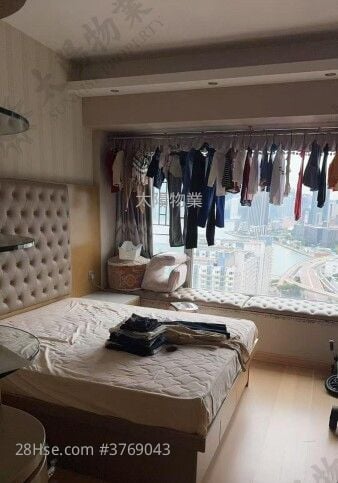 Stars By The Harbour Sell 5+ Bedrooms 2,188 ft²