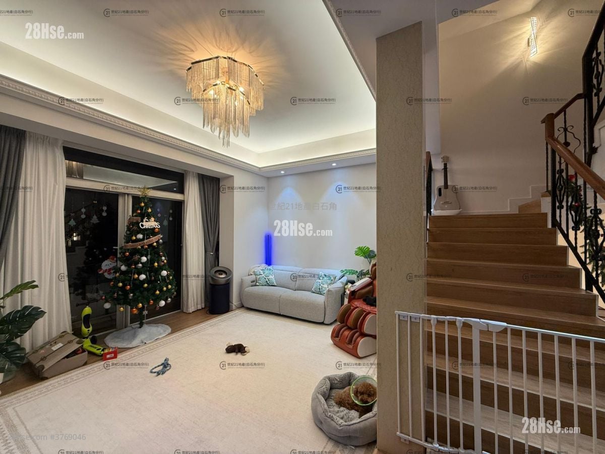 比华利山别墅 售盘 5+ 房 , 2 浴室 1,606 平方尺