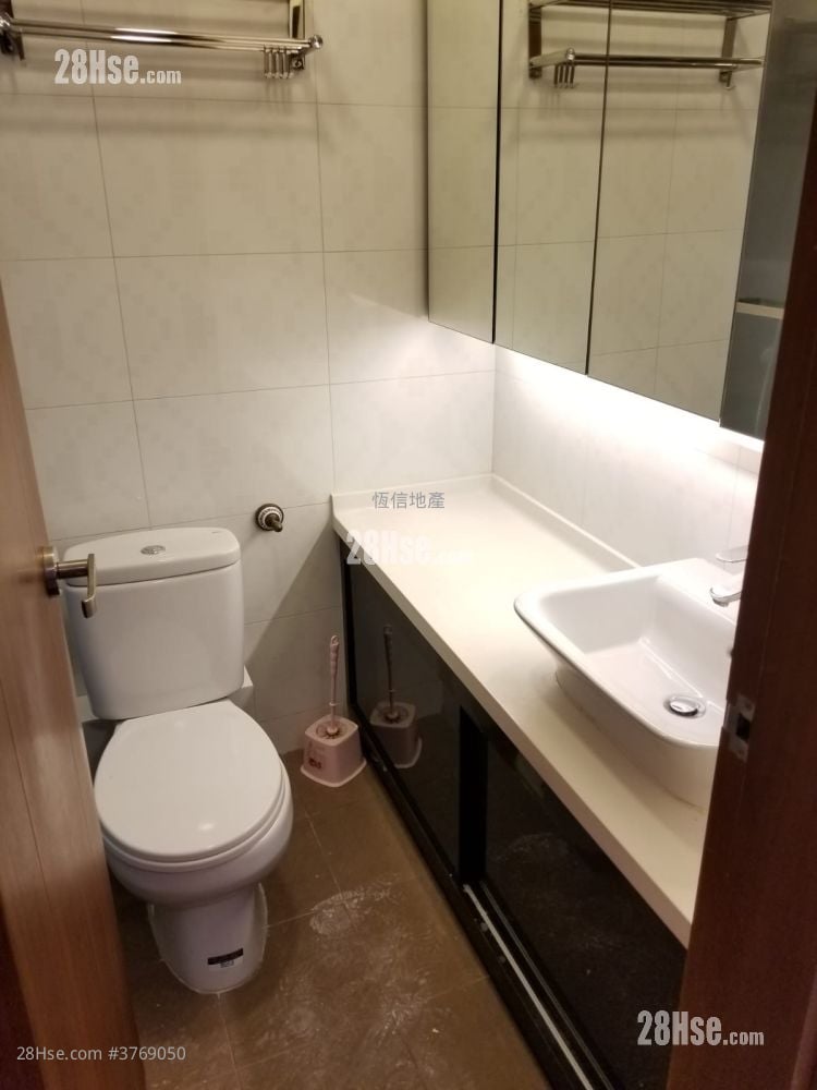 Bayview Garden Sell 3 Bedrooms , 2 Bathrooms 691 ft²