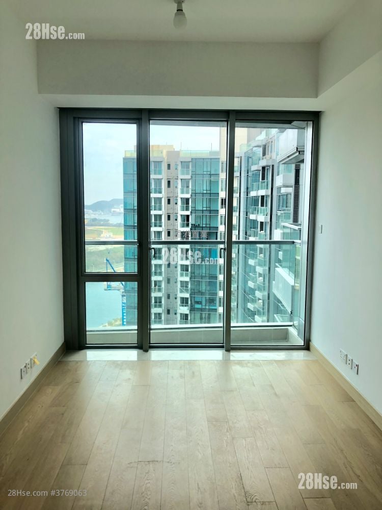 SAVANNAH 售盘 3 房 , 2 浴室 712 平方尺