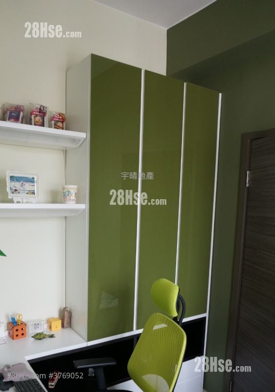 The Sparkle Sell 2 Bedrooms , 1 Bathroom 395 ft²