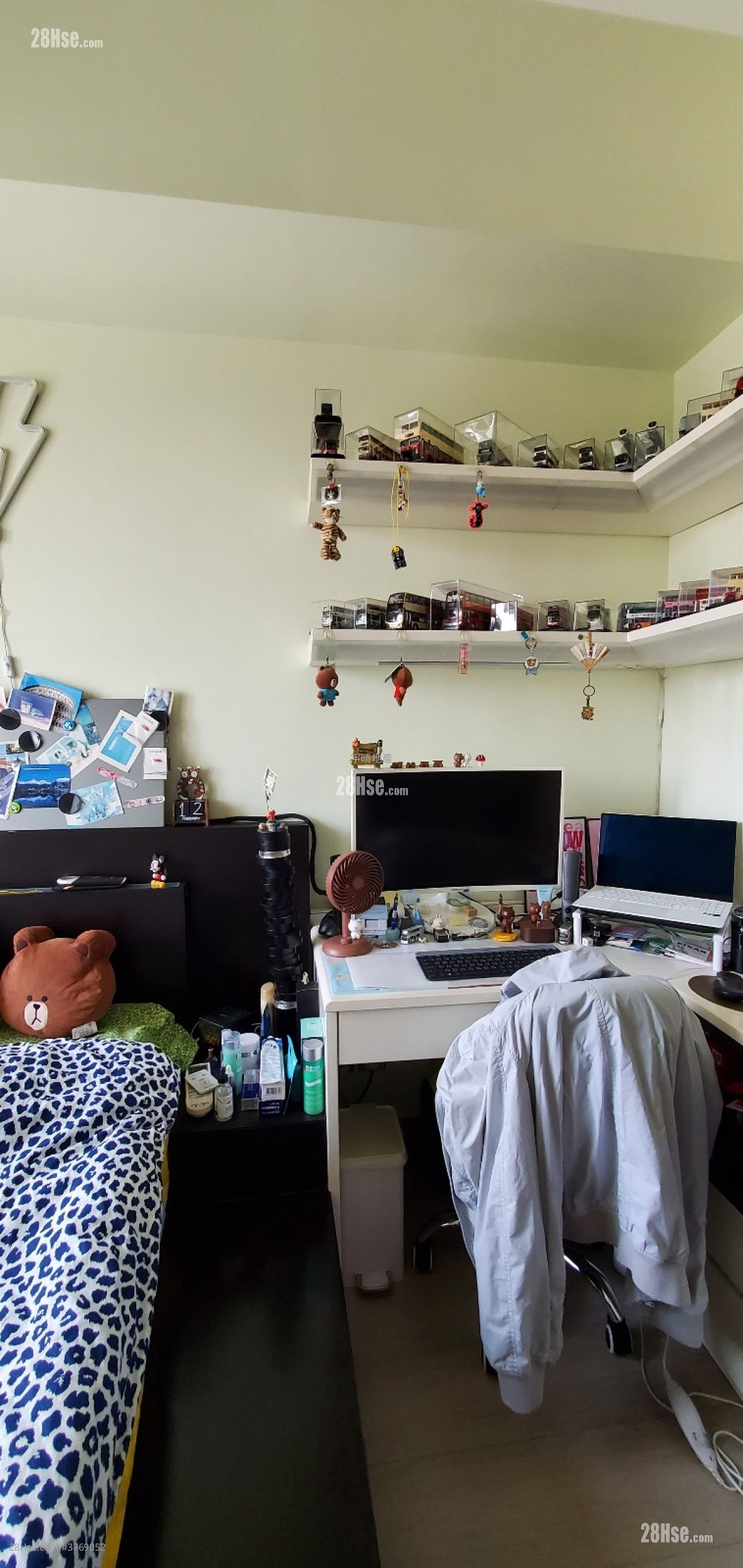 The Sparkle Sell 2 Bedrooms , 1 Bathroom 395 ft²