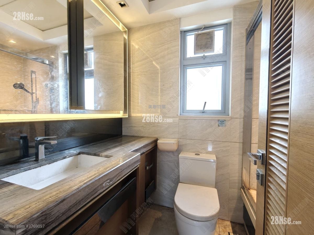 峻峦 售盘 2 房 , 1 浴室 607 平方尺