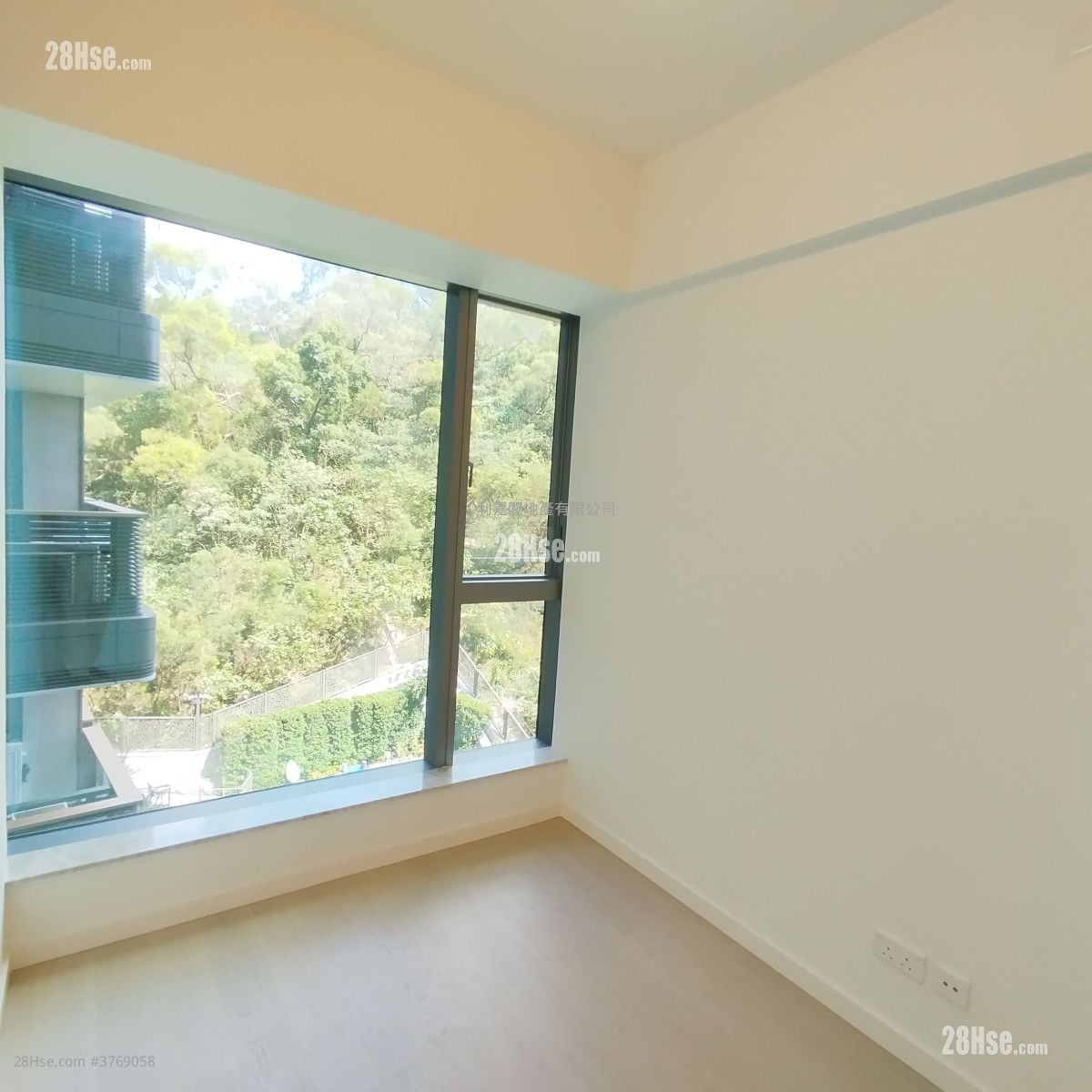 KOKO Hills 售盘 2 房 , 1 浴室 448 平方尺