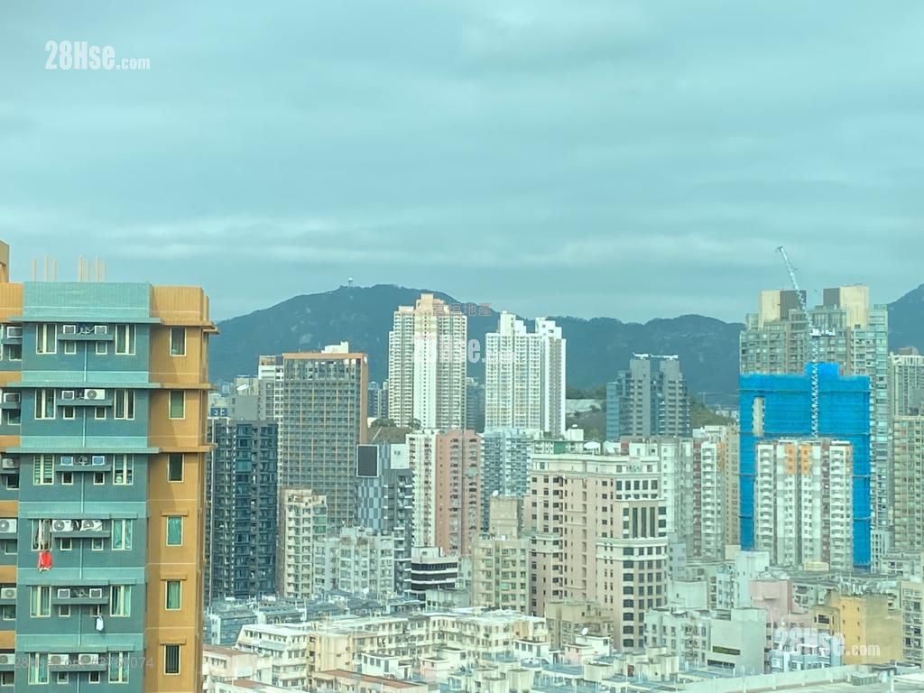 Harbour Place Sell 3 Bedrooms , 2 Bathrooms 590 ft²