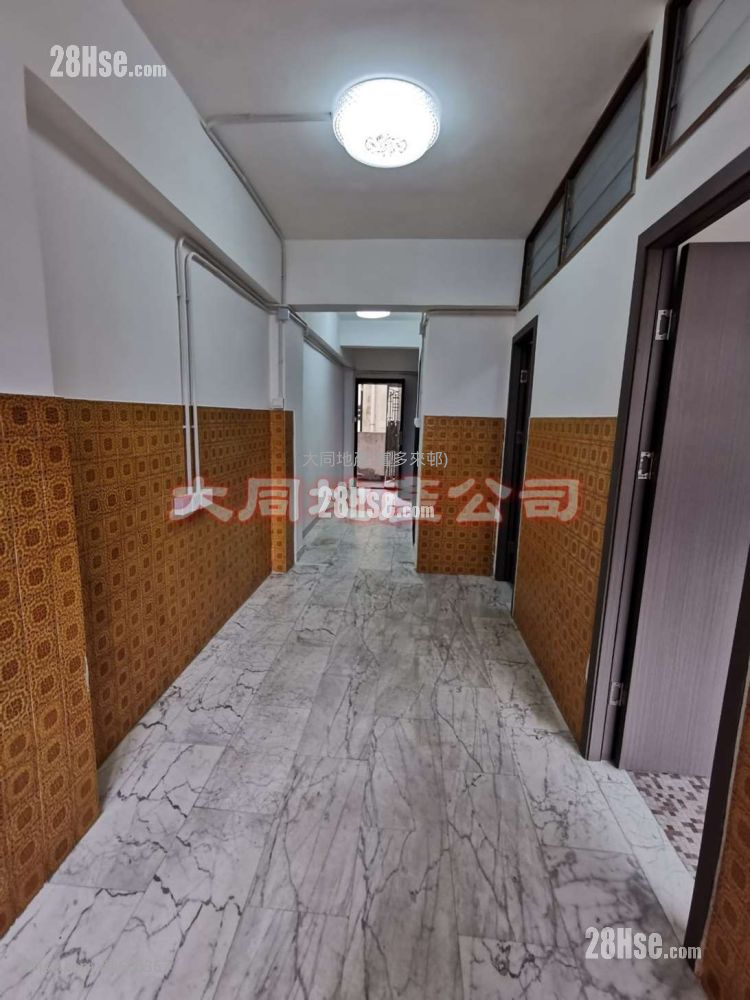 興旺大廈 租盤 3 房 594 平方呎