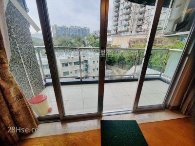 Devon Court Sell 3 Bedrooms , 2 Bathrooms 1,270 ft²